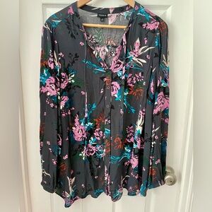 Torrid, size 2 (2X), floral button up shirt with string ties at neck.